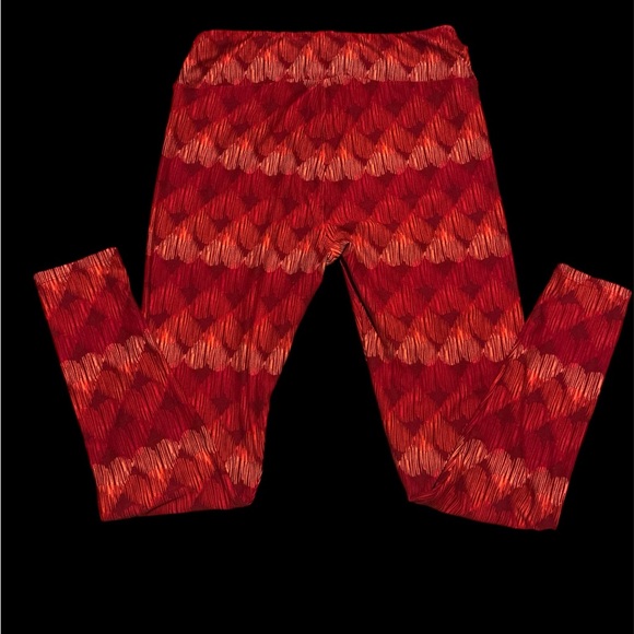 LuLaRoe Tall and Curvy Leggings - Picture 2 of 3